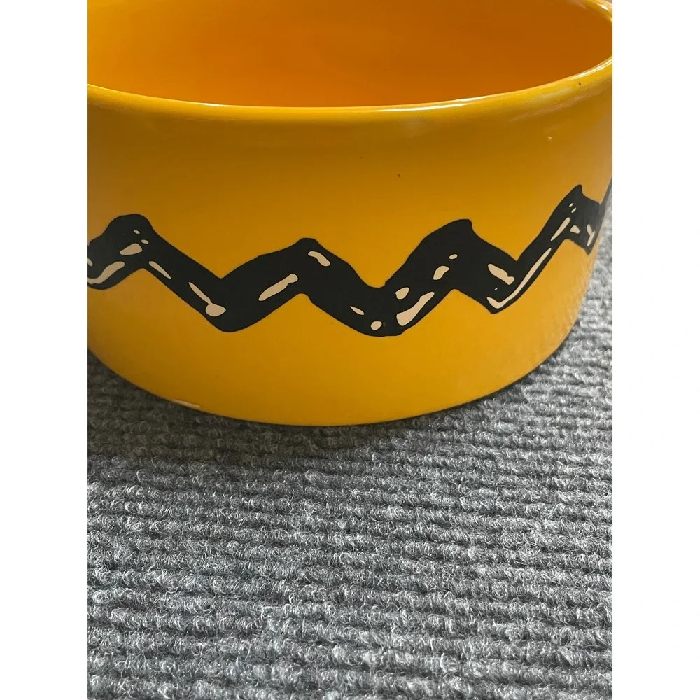 Peanuts Charlie Brown Good Grief Yellow Ceramic Pet Bowl Zig Zag Stripe 2020